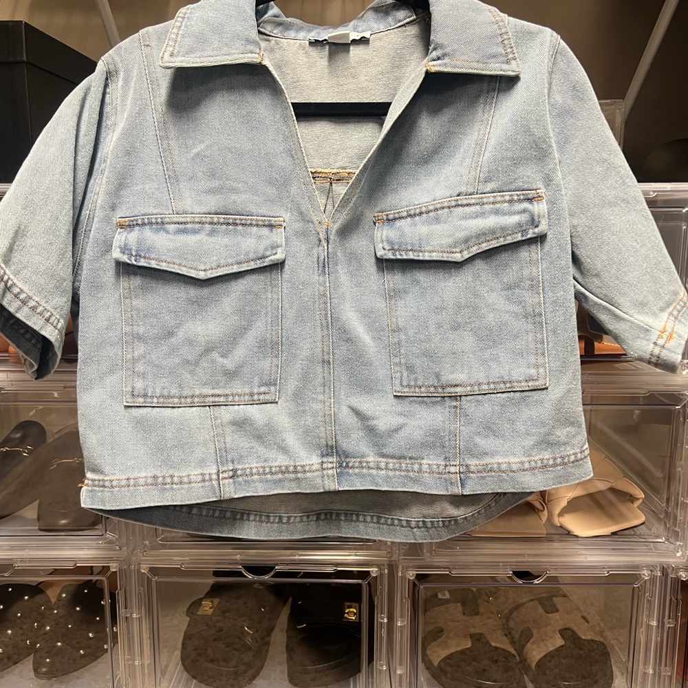 Women's Cropped Denim Jacket